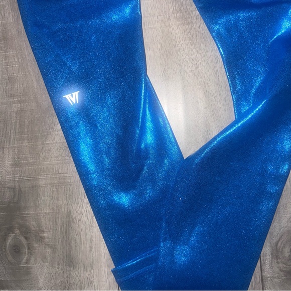 NWT IVL Collective Electric Blue Leggings. SIZE: 4 - Picture 5 of 6